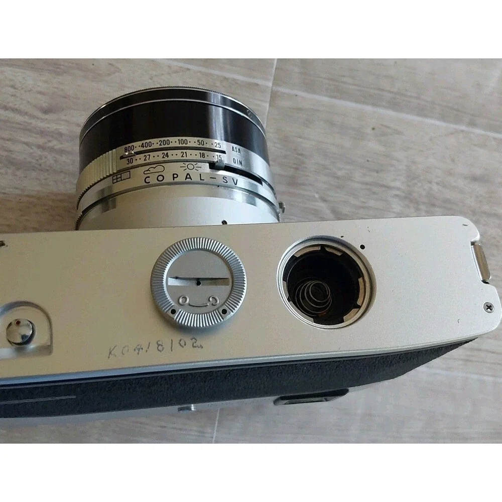 Canon Canonet QL19 35mm Film Camera With 45mm f1.9 Lense Original Case Vintage